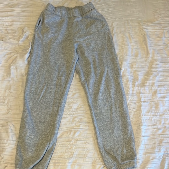Girls sweat pants grey size 10/12 - Picture 1 of 1